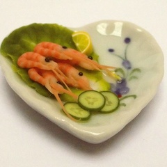 prawns_heart_plate (9021_4)