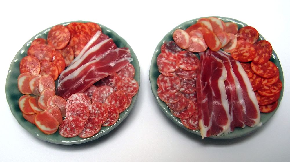 TX Miniatures Market Place html Plated Meals, Meat Plate