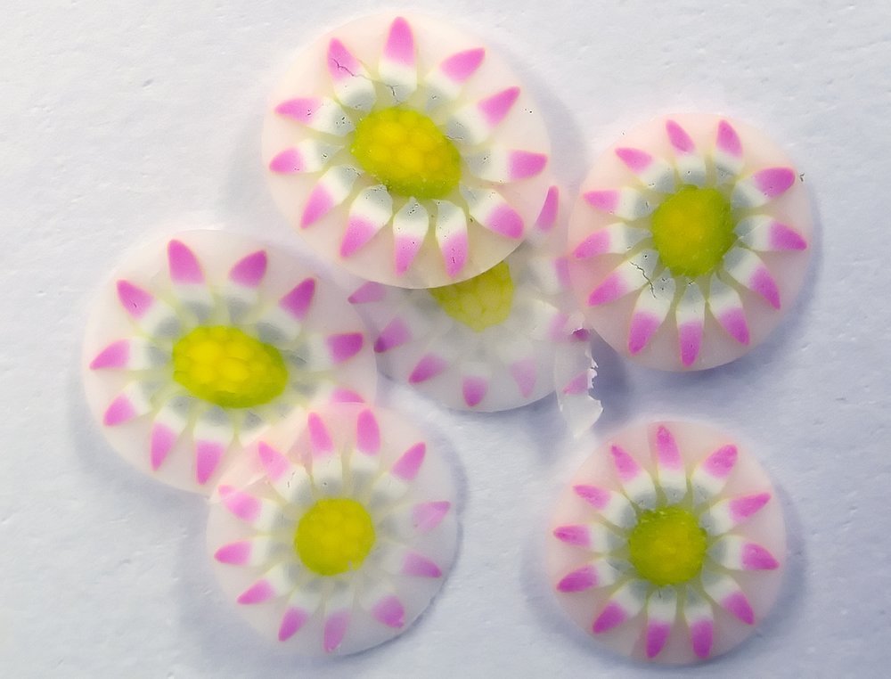 Canes  Fine and Superfine Slices html 6277, Daisy #3 pink MultiCane