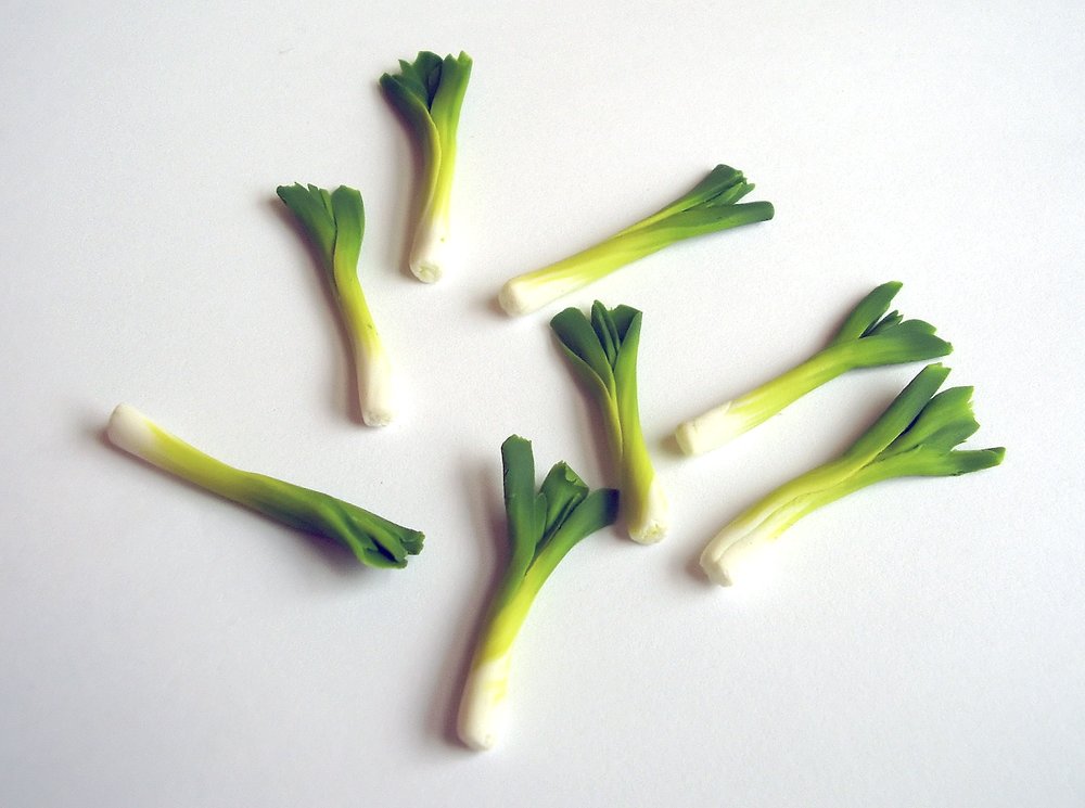 TX Miniatures Market Place Trade html Vegetables, Leeks, single