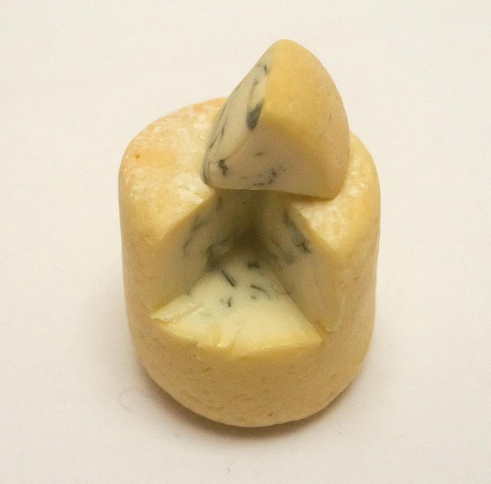 TX Miniatures Market Place Trade html Cheese, Blue Cheese Wheel